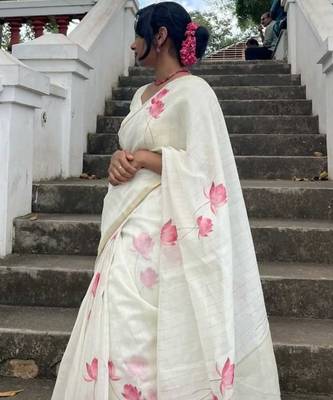 white pink color linen cotton blend digital printed sarees 2