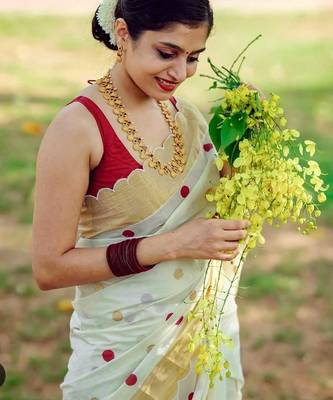 white red color linen cotton blend digital printed gold zari cut border sarees 3