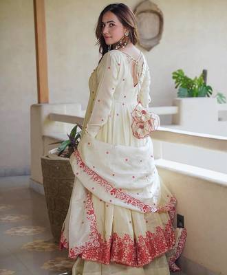 Off white embroidered diamond silk gown set 3