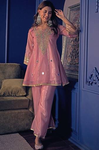 peach crepe silk blend kurta pant set - sequin embroidered salwar suit