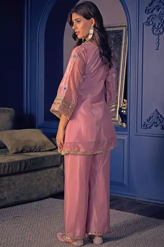 peach crepe silk blend kurta pant set - sequin embroidered salwar suit