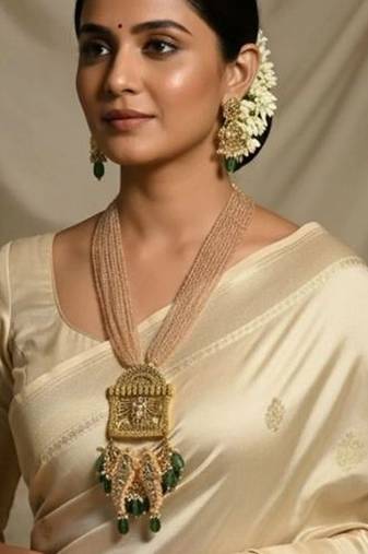 Durga parrot green temple necklace