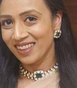 Ratna royal mossanite green golden choker necklace
