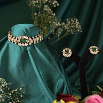 Ratna royal mossanite green golden choker necklace 3