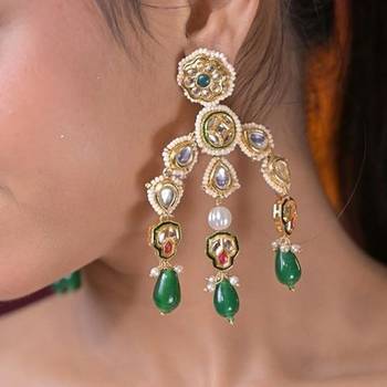 Pavitra boho kundan earrings 1