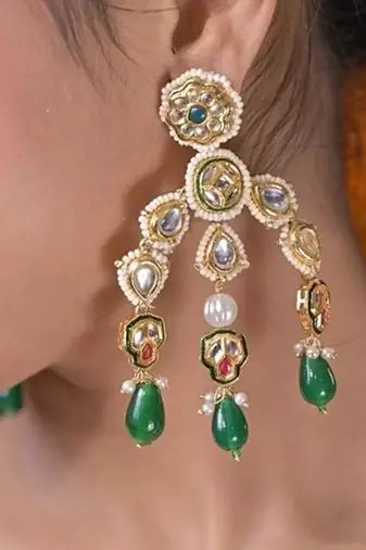 Pavitra boho kundan earrings