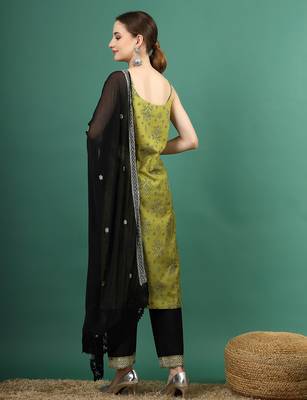 women green bandhani embroidered shoulder straps sequinned kurta with palazzo & dupatta 4