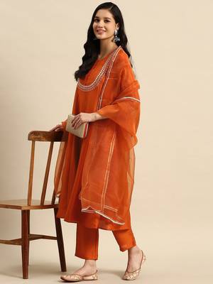 women ethnic motifs embroidered mirror work silk crepe kurta with trousers & dupatta 1
