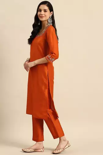 women ethnic motifs embroidered mirror work silk crepe kurta with trousers & dupatta