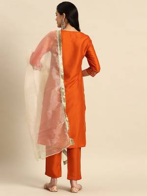 women ethnic motifs embroidered mirror work silk crepe kurta with trousers & dupatta 3