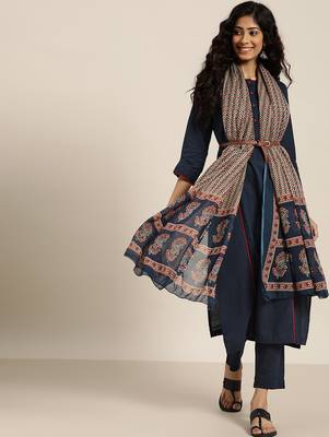 women navy blue & beige cotton solid panelled kurta with trousers & dupatta 2