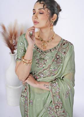 Elegance green detailed resham zari floral embroidery saree with unstitched blouse 4