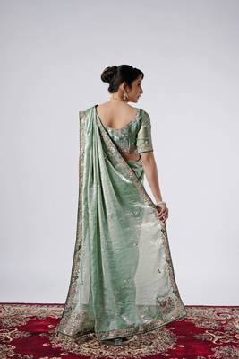 Bollywood green emboriderd border satin saree with unstitched blouse 4