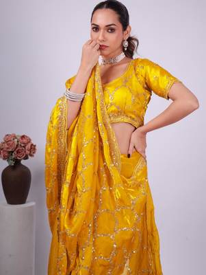 Trendy yellow embroidered border fandy satin saree with unstitched blouse 4