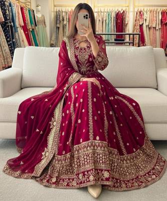 Magenta faux georgette embroidered flared gown set 2