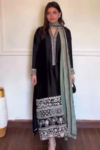 Black silk blend embroidered kurta set