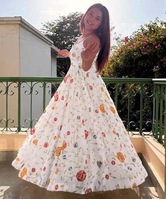Off-white silk blend embroidered flared gown set 1