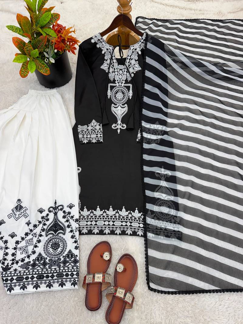 Black silk blend embroidered farshi salwar set