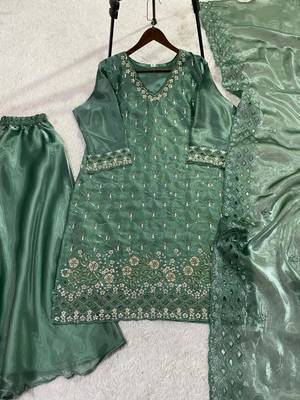 Green silk blend embroidered palazzo set 3