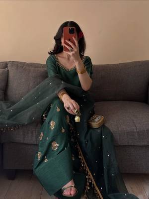 Green silk blend embroidered farshi salwar set 3