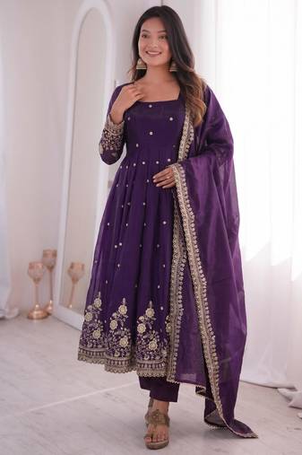 Purple silk blend embroidered flared gown set