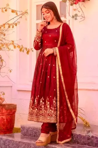 Red silk blend embroidered flared gown set