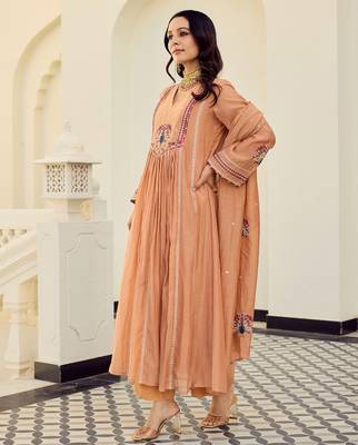 Peach chanderi anarkali kurta set with dupatta 2