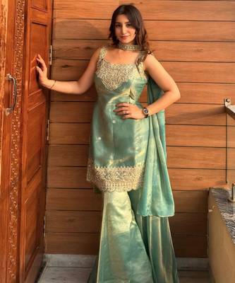 Green fendy kurta sharara set with choker dupatta 1