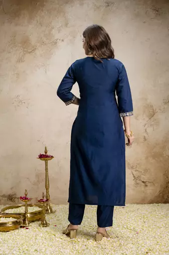 Navy blue roman straight kurta pant set with printed dupatta