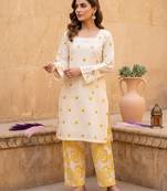 Women's off white embroidered kurta with yellow printed farshi pant