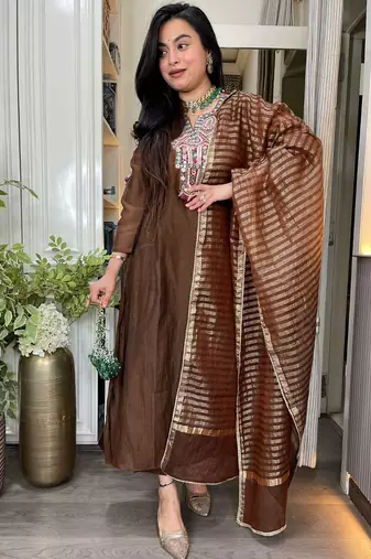 Chocolate chanderi kurta pant set with jacquard dupatta