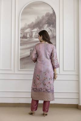 Rose viscose jacquard kurta set with organza dupatta 3