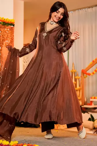Brown cp vichitra embroidered kurta set with dupatta