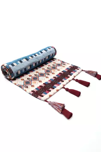  stave tribal cotton ivory table runner (6 seater)    