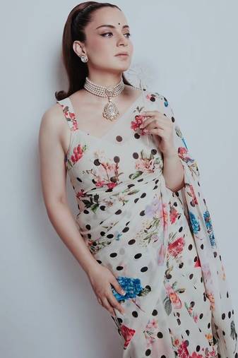White original japan satin digital print saree with blouse piece