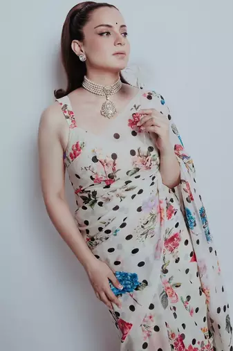 White original japan satin digital print saree with blouse piece