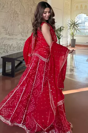 Red georgette silk blend printed kurta sharara set with georgette dupatta