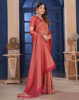 Maroon Zari Woven Kanjivaram Soft Silk Blend Saree With Stitched Blouse 3