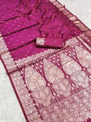 Pink soft banarasi silk blend  saree with self weaving design zari weaving pallu and blouse 3