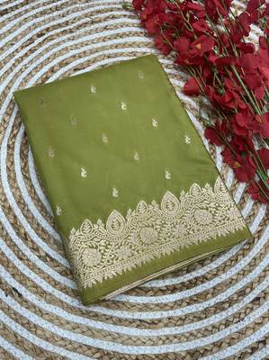 Parrot green soft banarasi silk blend  saree with self weaving design zari weaving pallu and blouse 2