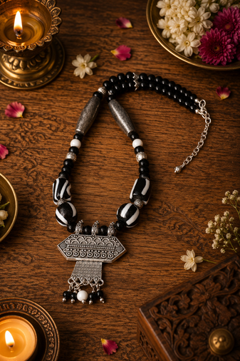 Artisan inspired statement bead necklace