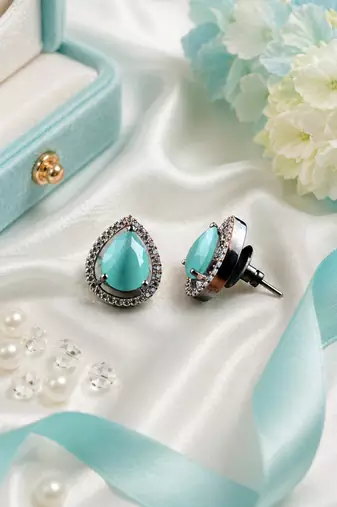 Mint mist teardrop studs