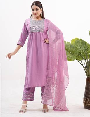 Lilac vertical silk blend embroidered kurta pant set with banarasi dupatta 2