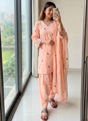 Peach satin mul chanderi farshi palazzo set with dupatta 2