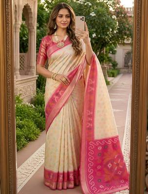 White color pochampally silk blend ikkat pattern zari woven border sarees 1