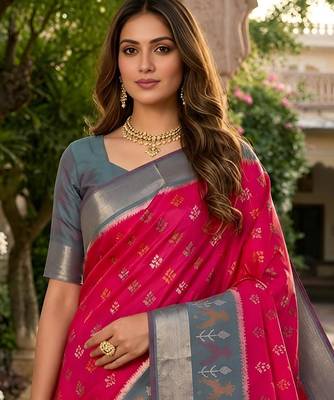 Rani pink color pochampally silk blend ikkat pattern zari woven border sarees 3