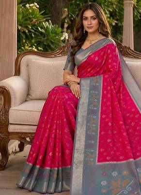Rani pink color pochampally silk blend ikkat pattern zari woven border sarees 4