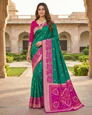 Green color pochampally silk blend ikkat pattern zari woven border sarees 2