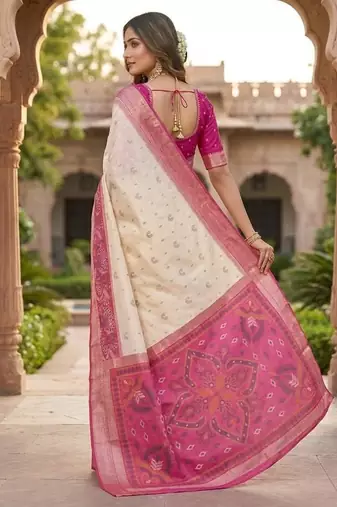 White color pochampally silk blend ikkat pattern zari woven border sarees