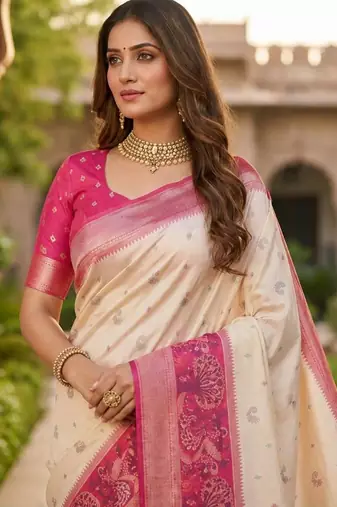 White color pochampally silk blend ikkat pattern zari woven border sarees